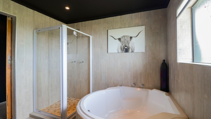  Bedroom Property for Sale in Dana Bay Western Cape